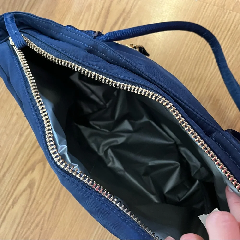Blue cooler - Picture 3 of 3
